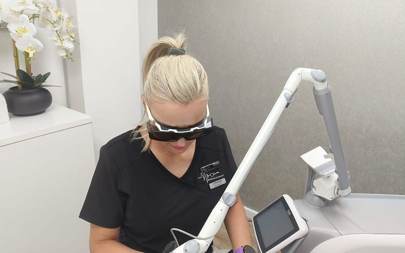laser-clinic-procedure (1)
